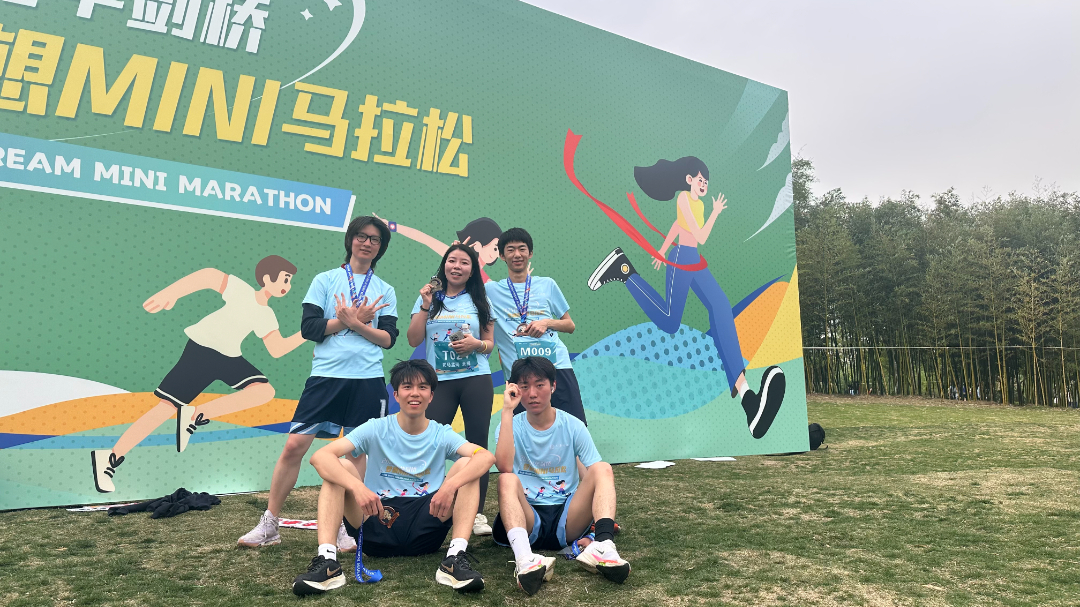 郑易初 (9).jpg
